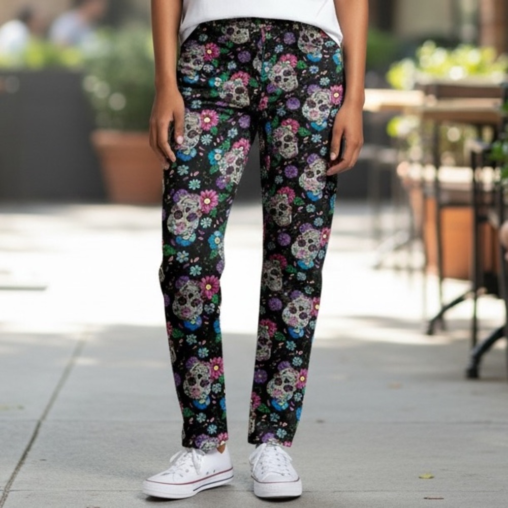 Bobbie Brooks Halloween-Themed Pullon Leggings Floral Skulls